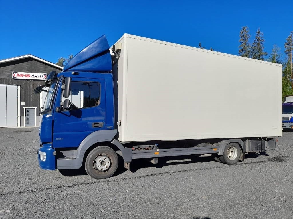 Mercedes-Benz Atego 821 - Refrigerator truck: picture 1 Mercedes-Benz Atego 821 - Refrigerator truck: picture 1