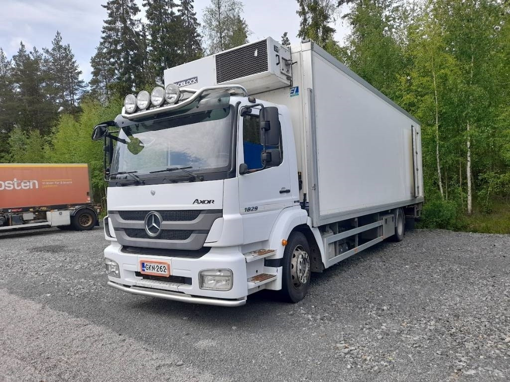 Mercedes-Benz Axor 1829 - Refrigerator truck: picture 2 Mercedes-Benz Axor 1829 - Refrigerator truck: picture 2