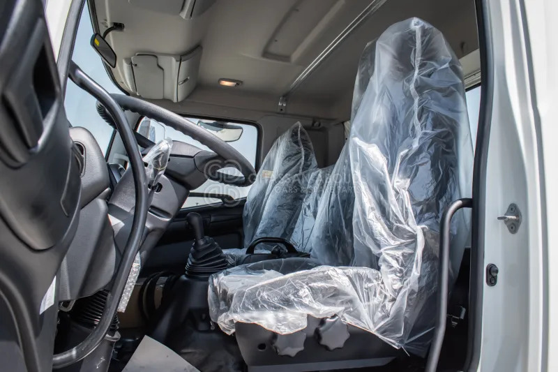 Hino 500 FG 4x2 Chassis - Cab chassis truck: picture 5 Hino 500 FG 4x2 Chassis - Cab chassis truck: picture 5