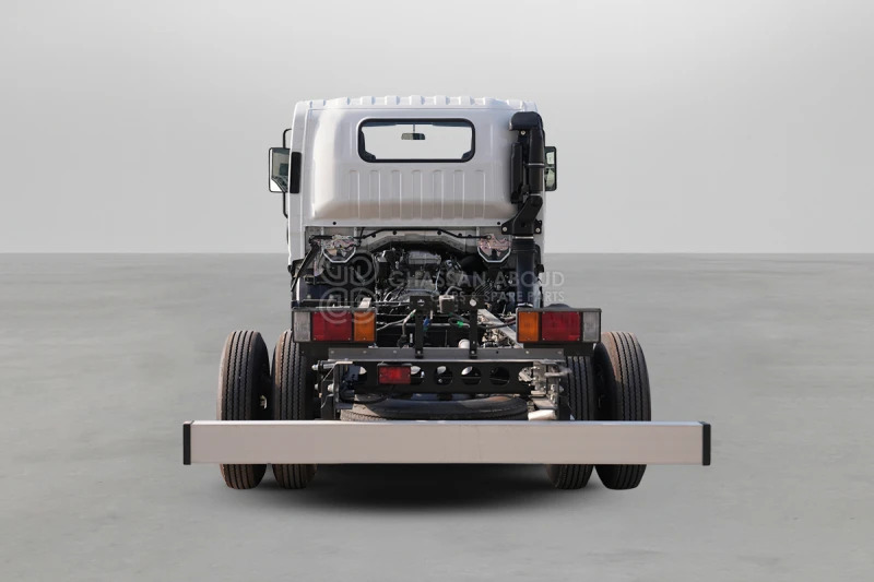 Isuzu NPR 75K with DAB 4x2 Long Chassis - Cab chassis truck: picture 3 Isuzu NPR 75K with DAB 4x2 Long Chassis - Cab chassis truck: picture 3