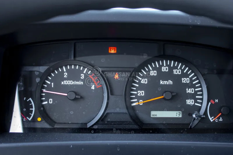 Isuzu NQR 75 4x2 Chassis - Cab chassis truck: picture 5 Isuzu NQR 75 4x2 Chassis - Cab chassis truck: picture 5