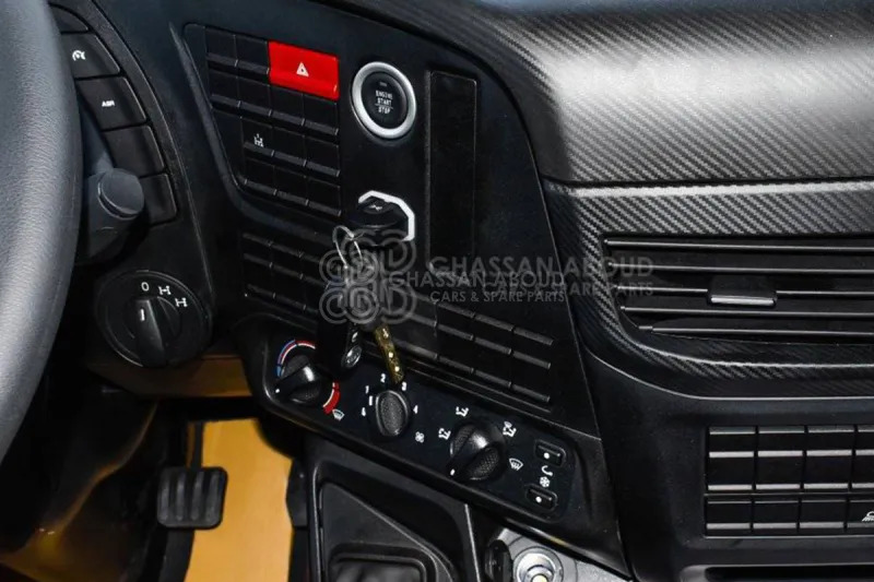 Iveco T-WAY AD380T47H 6x4 R24 Tyres Chassis - Barcelona Stock - Cab chassis truck: picture 5 Iveco T-WAY AD380T47H 6x4 R24 Tyres Chassis - Barcelona Stock - Cab chassis truck: picture 5