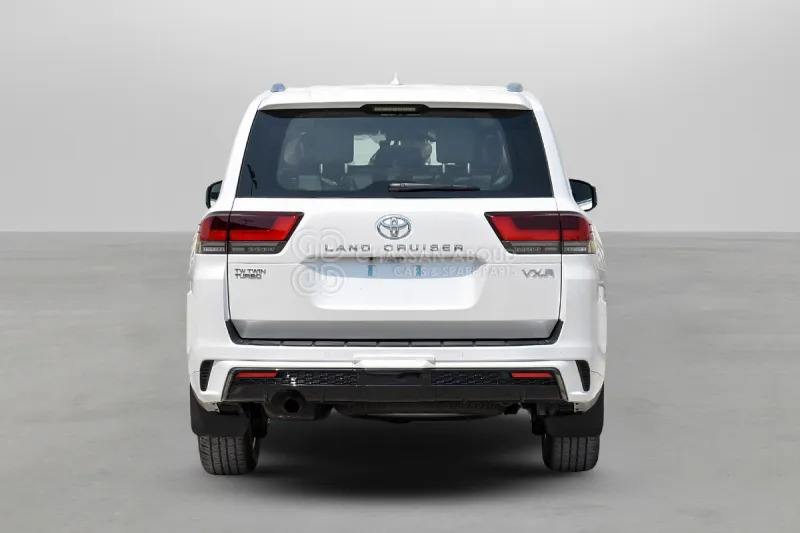 Toyota Land Cruiser 300 - SUV: picture 5 Toyota Land Cruiser 300 - SUV: picture 5