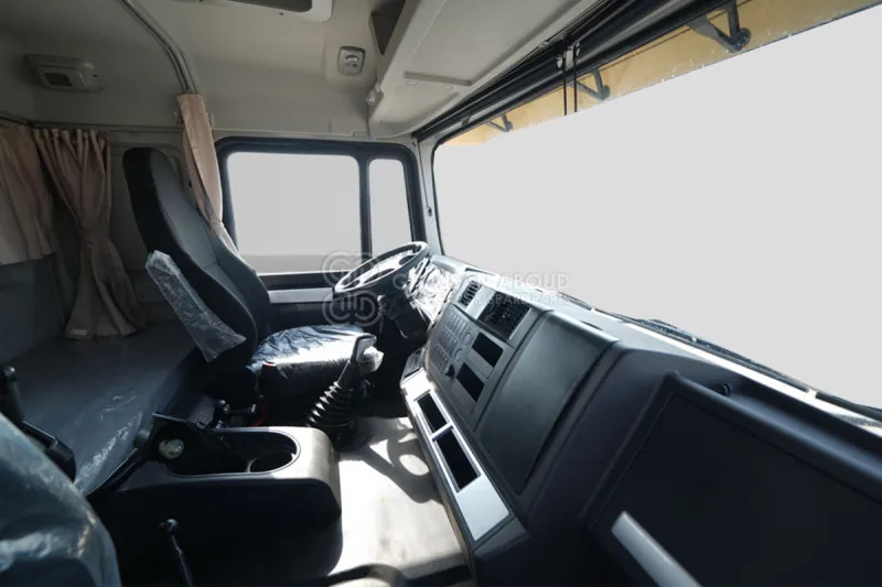 Shacman 6x4 F3000 Tractor Head - Tractor unit: picture 5 Shacman 6x4 F3000 Tractor Head - Tractor unit: picture 5