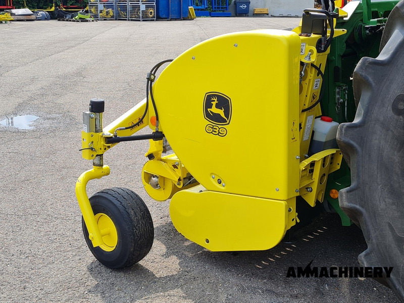 John Deere 639 pick-up - Forage harvester attachment: picture 4 John Deere 639 pick-up - Forage harvester attachment: picture 4