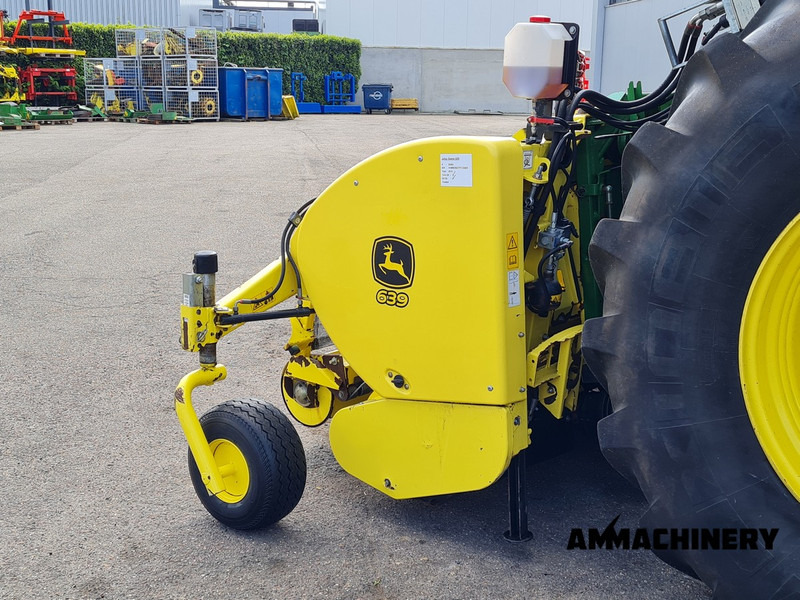 John Deere 639 pick-up - Forage harvester attachment: picture 4 John Deere 639 pick-up - Forage harvester attachment: picture 4