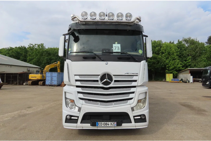 Mercedes-Benz Actros 2551 BERDEX 3 decks, All options + Berdex 12/ 2007 - Livestock truck: picture 2 Mercedes-Benz Actros 2551 BERDEX 3 decks, All options + Berdex 12/ 2007 - Livestock truck: picture 2