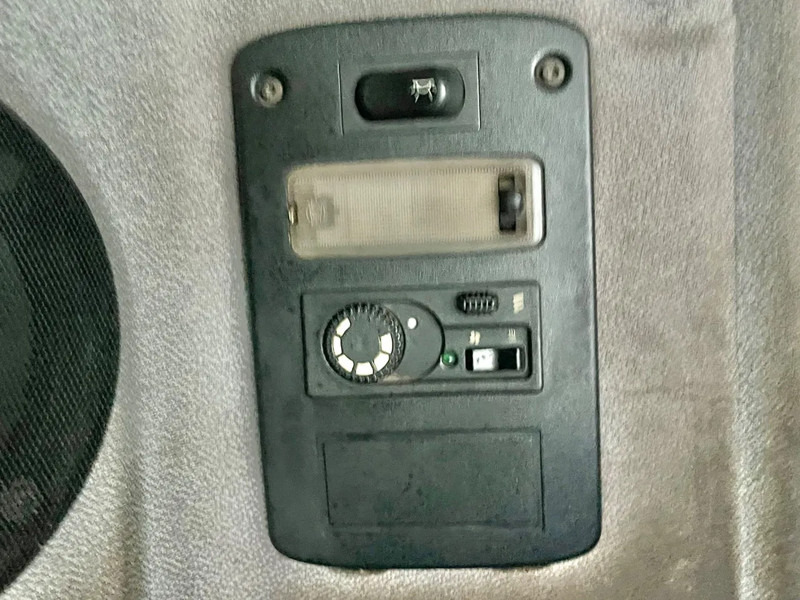 Tractor unit DAF CF 85.430 MANUAL ! TOP Condition !: picture 16 Tractor unit DAF CF 85.430 MANUAL ! TOP Condition !: picture 16