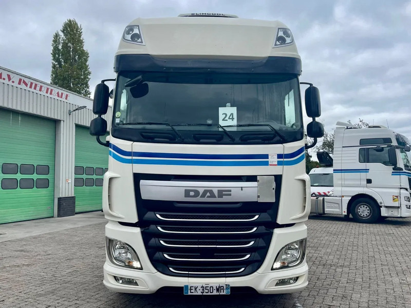 DAF XF 510 MANUAL ZF16, PARKING AIRCO, FRIGO - Tractor unit: picture 2 DAF XF 510 MANUAL ZF16, PARKING AIRCO, FRIGO - Tractor unit: picture 2