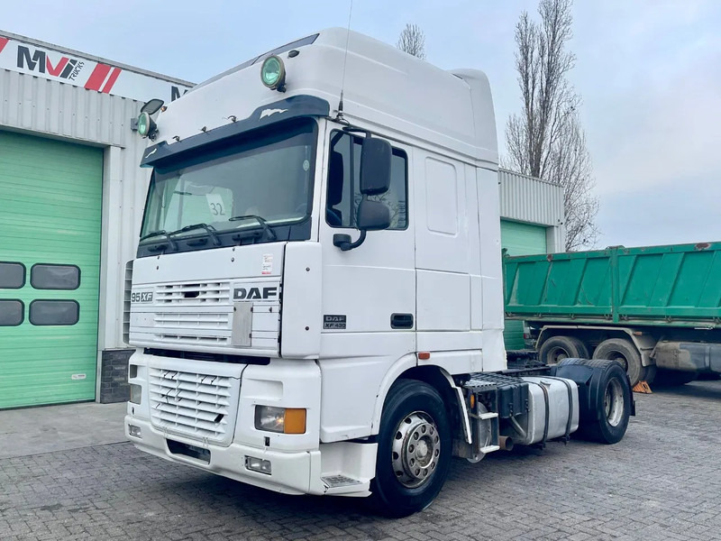 DAF XF 95.430 Manual , EUR4 - Tractor unit: picture 2 DAF XF 95.430 Manual , EUR4 - Tractor unit: picture 2