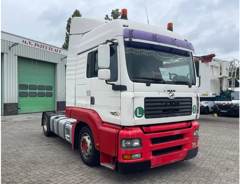 MAN TGA 18.410 EURO2 , Manual injection, FRIGO - Tractor unit: picture 1 MAN TGA 18.410 EURO2 , Manual injection, FRIGO - Tractor unit: picture 1