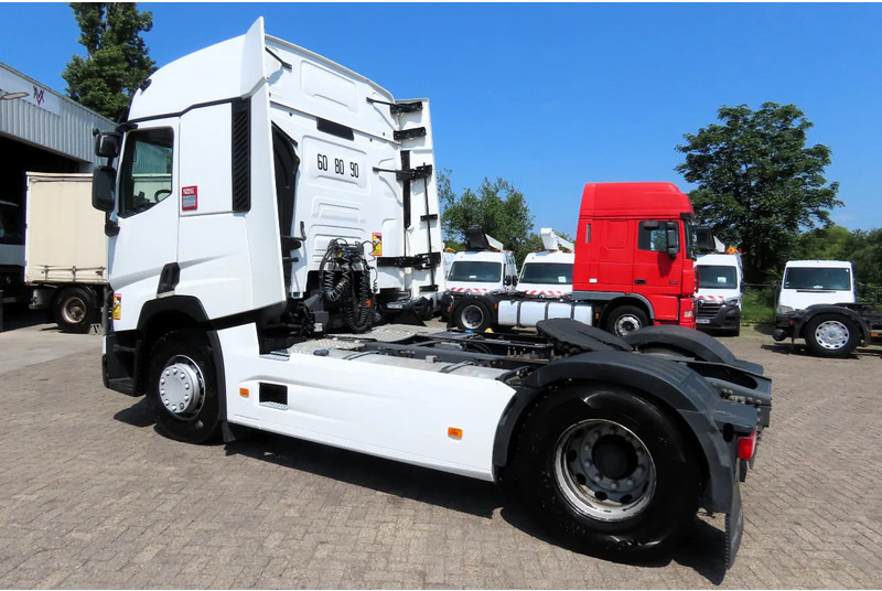 Renault T460 vin VF611A160FD007308 RETARDER, FRIGO, CLIMA - Tractor unit: picture 5 Renault T460 vin VF611A160FD007308 RETARDER, FRIGO, CLIMA - Tractor unit: picture 5