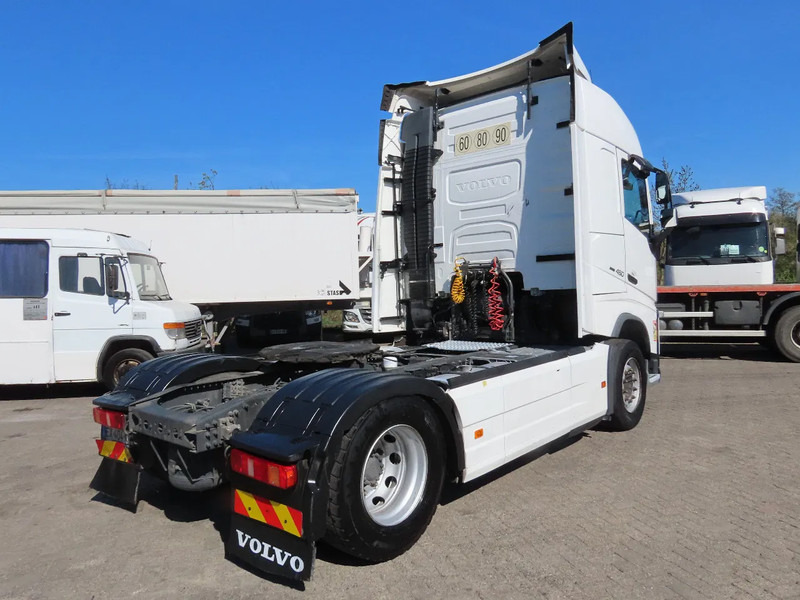 Volvo FH 460 YV2RTY0A3JB867622. FRIGO, 2X FUEL TANK, frigo, EURO6 - Tractor unit: picture 5 Volvo FH 460 YV2RTY0A3JB867622. FRIGO, 2X FUEL TANK, frigo, EURO6 - Tractor unit: picture 5