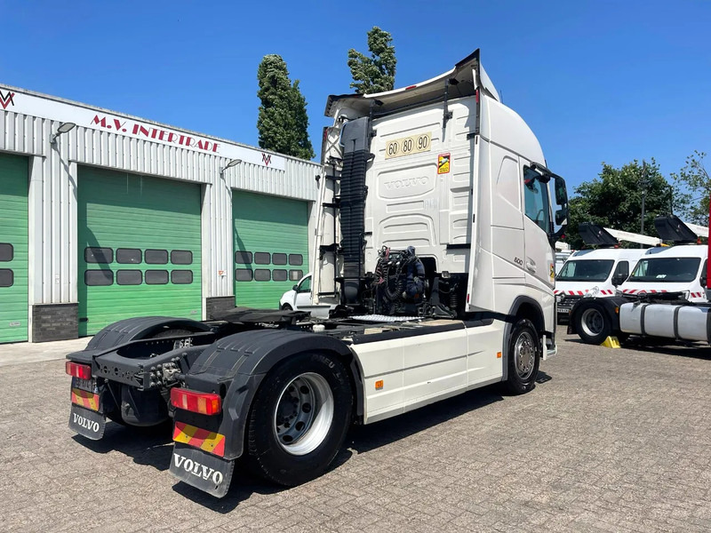 Volvo FH 500 YV2RT40A3JB850702 RETARDER, 2X FUEL TANK, PARKING AIRCO, FRIGO - Tractor unit: picture 5 Volvo FH 500 YV2RT40A3JB850702 RETARDER, 2X FUEL TANK, PARKING AIRCO, FRIGO - Tractor unit: picture 5