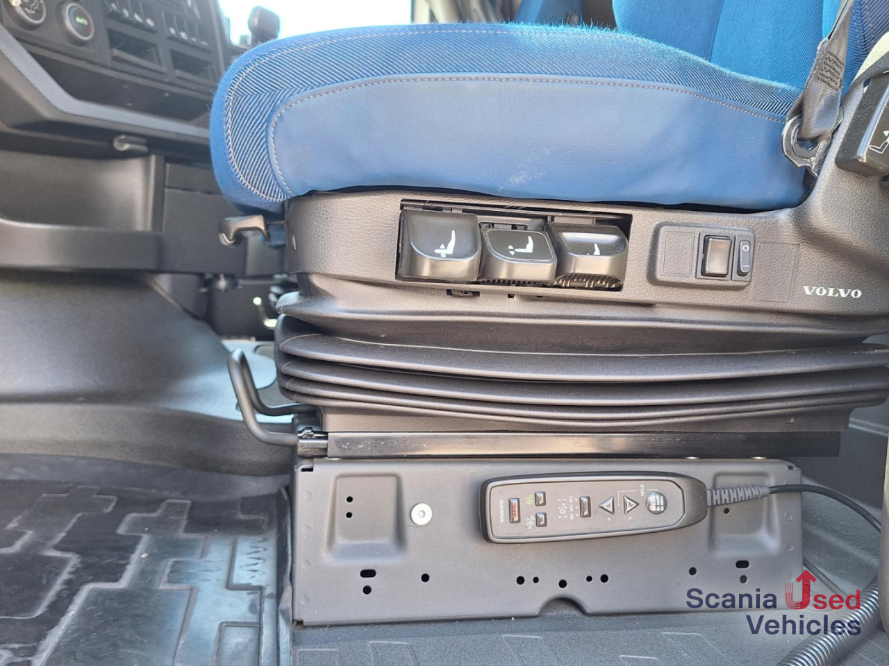 VOLVO FH 500 Lowliner NEW MODEL ! - Tractor unit: picture 2 VOLVO FH 500 Lowliner NEW MODEL ! - Tractor unit: picture 2