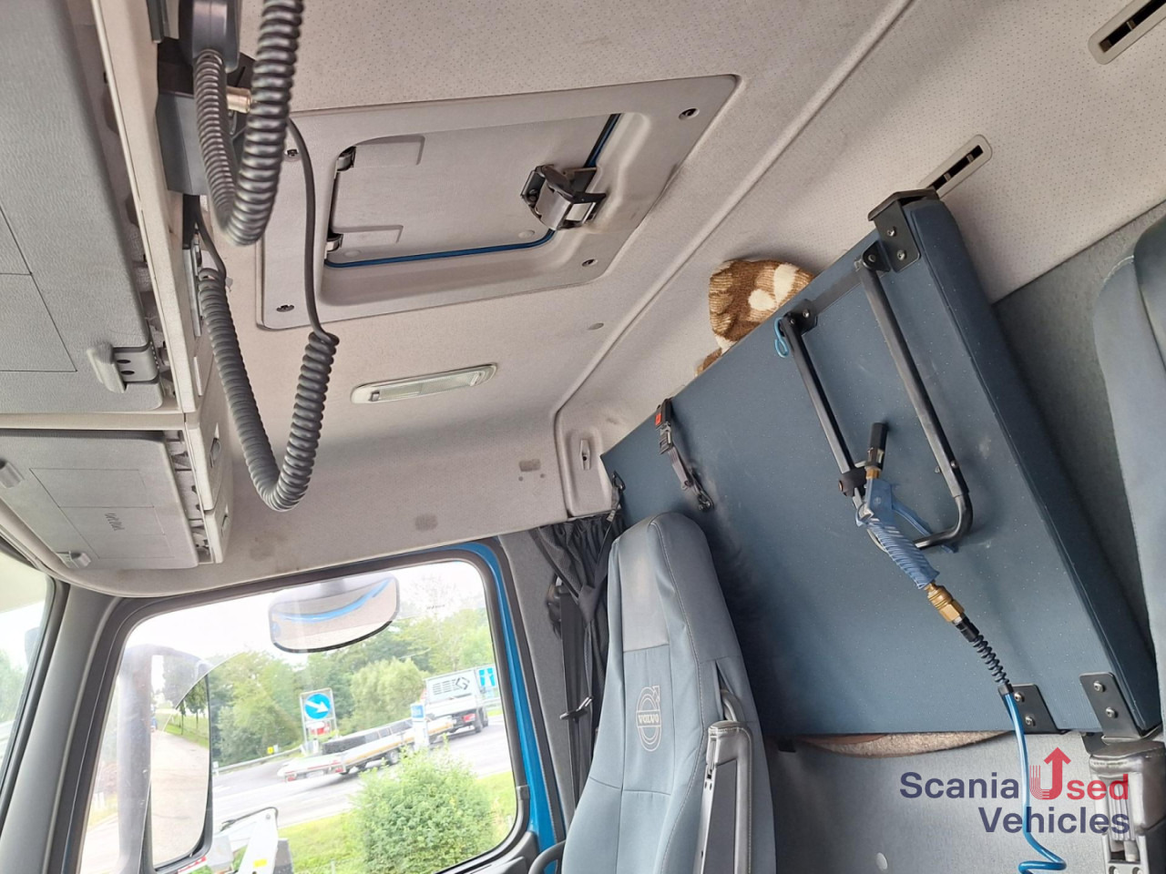 VOLVO FH 440 6X4 Kipper + HIAB 288 E-5 HiPro - Tipper, Crane truck: picture 2 VOLVO FH 440 6X4 Kipper + HIAB 288 E-5 HiPro - Tipper, Crane truck: picture 2