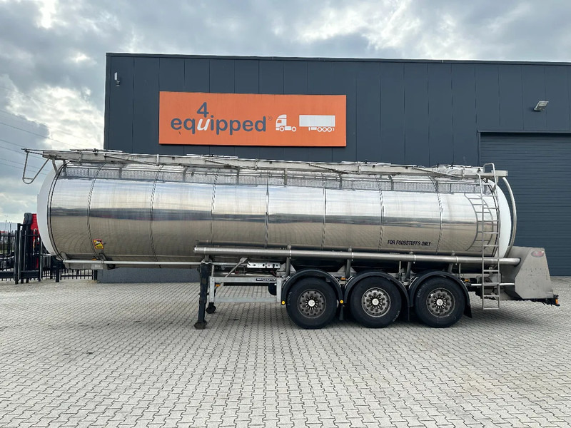 Feldbinder FOOD / LEVENSMIDDELEN / LEBENSMITTEL / 33.500L / 3-COMP / PUMP / NL-trailer / APK: 10-2026 - Tank semi-trailer: picture 2 Feldbinder FOOD / LEVENSMIDDELEN / LEBENSMITTEL / 33.500L / 3-COMP / PUMP / NL-trailer / APK: 10-2026 - Tank semi-trailer: picture 2