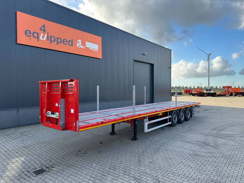 Kässbohrer NEU Heavy-Duty Platform, Heckbündig, Twistlocks (1x 40FT / 2x 20FT), ADR (EX/II, EX/III, FL, AT), Rungtasschen, Scheibebremsen - Container transporter/ Swap body semi-trailer: picture 1 Kässbohrer NEU Heavy-Duty Platform, Heckbündig, Twistlocks (1x 40FT / 2x 20FT), ADR (EX/II, EX/III, FL, AT), Rungtasschen, Scheibebremsen - Container transporter/ Swap body semi-trailer: picture 1