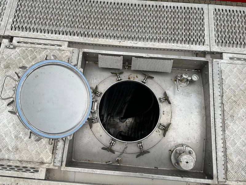 Leasing of SINGAMAS 20FT ISO, 26.000L/1-COMP/3 BAFFELS/3 manholes, 5Y: 08-2027, L4BN, T11 SINGAMAS 20FT ISO, 26.000L/1-COMP/3 BAFFELS/3 manholes, 5Y: 08-2027, L4BN, T11: picture 20