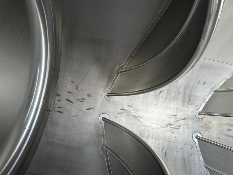 Leasing of SINGAMAS 20FT ISO, 26.000L/1-COMP/3 BAFFELS/3 manholes, ADR inspectio valid till: 07/2025 SINGAMAS 20FT ISO, 26.000L/1-COMP/3 BAFFELS/3 manholes, ADR inspectio valid till: 07/2025: picture 18