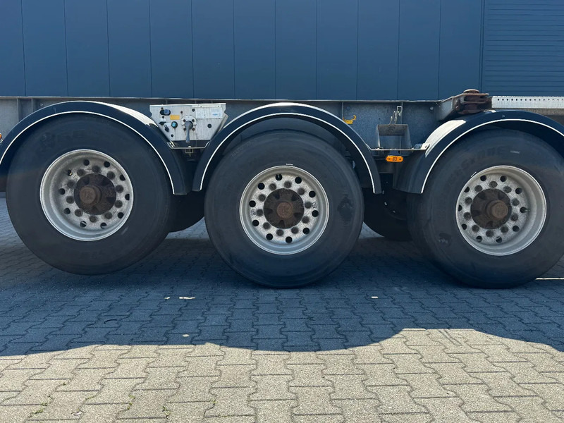 Container transporter/ Swap body semi-trailer Van Hool 20FT/30FT, ADR (EX/II, EX/III, FL, AT), BPW + drum, ALCOA, galvanized, liftaxle, NL-Chassis, 80% tyres: picture 12