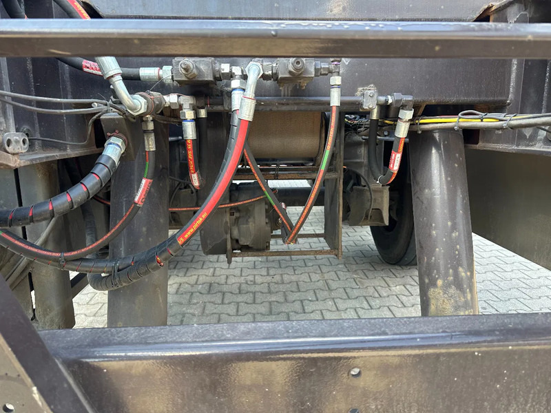 Container transporter/ Swap body semi-trailer Van Hool 20FT, 66° Tipping-chassis, ADR (EX/II, EX/III, FL, OX, AT), SAF, 2 liftaxles, 380V: picture 12