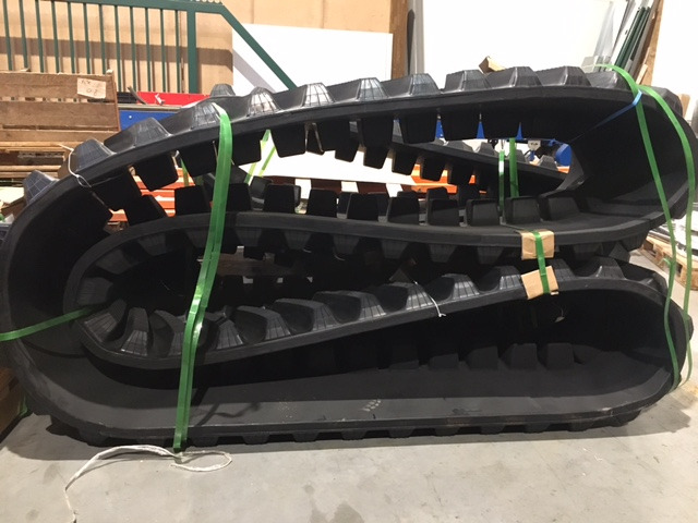 Rubber track for Challenger MT700 25 ", 30" and 36" - Track for Agricultural machinery: picture 2 Rubber track for Challenger MT700 25 ", 30" and 36" - Track for Agricultural machinery: picture 2