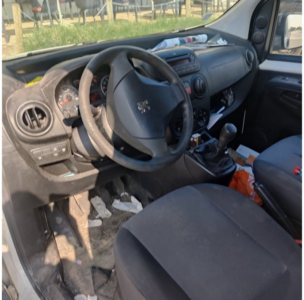 Car Peugeot Bipper: picture 6 Car Peugeot Bipper: picture 6