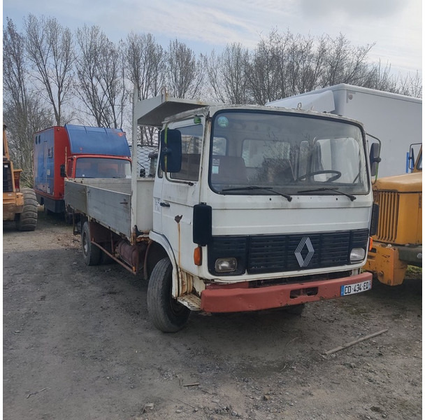 Renault 230 - Tipper: picture 3 Renault 230 - Tipper: picture 3