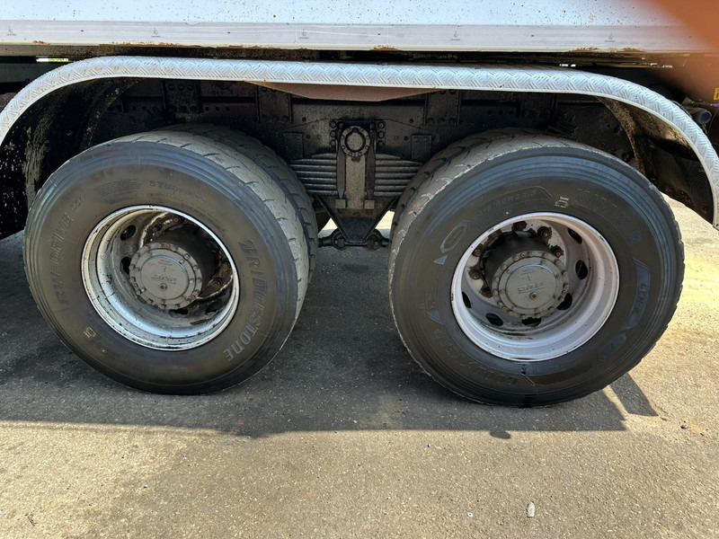 DAF CF 510 8x4 (18.5m³) TIPPER - RETARDER - *334.000km* - 510HP~13L - MANUAL - BIG AXLES / HUB REDUCTION 13T - CRAMARO EL. COVER - Tipper: picture 5 DAF CF 510 8x4 (18.5m³) TIPPER - RETARDER - *334.000km* - 510HP~13L - MANUAL - BIG AXLES / HUB REDUCTION 13T - CRAMARO EL. COVER - Tipper: picture 5