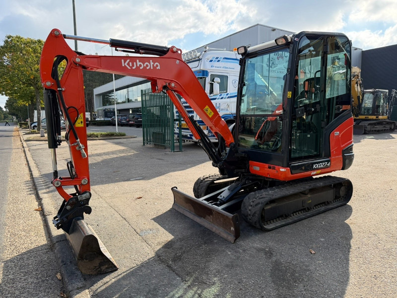 Kubota KX027-4 HAMMER LINES - *1860h* - HYDR QUICKHITCH - BLADE - CE - BE MACHINE - Mini excavator: picture 2 Kubota KX027-4 HAMMER LINES - *1860h* - HYDR QUICKHITCH - BLADE - CE - BE MACHINE - Mini excavator: picture 2