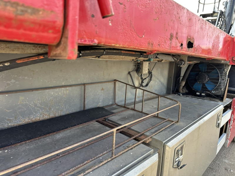 Dropside/ Flatbed semi-trailer Kwb 2-AXLES PLATFORM + CRANE + HIAB 377 E-4 HIPRO + JIB 100X-3 + RADIO + ROTATOR - SAF axles - AIR SUSPENISION - BELGIAN REG.: picture 17