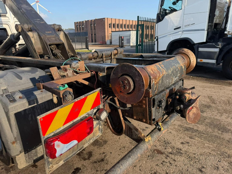 Hook lift truck MAN TGA 18.350 4x2 19T HOOKLIFT / ABROLLKIPPER / GANCHO / AMPLIROL - EURO 3 - AS TRONIC AUTOMATIC: picture 14 Hook lift truck MAN TGA 18.350 4x2 19T HOOKLIFT / ABROLLKIPPER / GANCHO / AMPLIROL - EURO 3 - AS TRONIC AUTOMATIC: picture 14