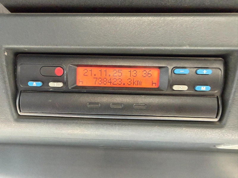 Hook lift truck MAN TGA 18.350 4x2 19T HOOKLIFT / ABROLLKIPPER / GANCHO / AMPLIROL - EURO 3 - AS TRONIC AUTOMATIC: picture 16 Hook lift truck MAN TGA 18.350 4x2 19T HOOKLIFT / ABROLLKIPPER / GANCHO / AMPLIROL - EURO 3 - AS TRONIC AUTOMATIC: picture 16