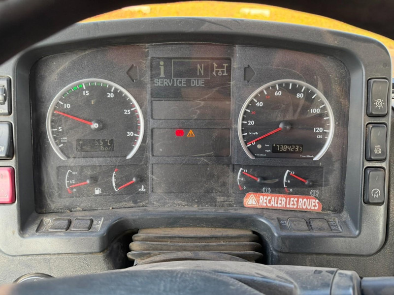 Hook lift truck MAN TGA 18.350 4x2 19T HOOKLIFT / ABROLLKIPPER / GANCHO / AMPLIROL - EURO 3 - AS TRONIC AUTOMATIC: picture 12 Hook lift truck MAN TGA 18.350 4x2 19T HOOKLIFT / ABROLLKIPPER / GANCHO / AMPLIROL - EURO 3 - AS TRONIC AUTOMATIC: picture 12