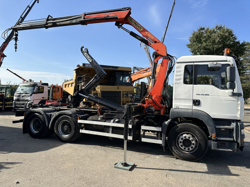 Hook lift truck, Crane truck MAN TGA 33.360 6x4 HAAKSYSTEEM + KRAAN PALFINGER PK 15002 - MANUEEL - BLADVERIGN - NAAFREDUCTIE - BE TRUCK: picture 14