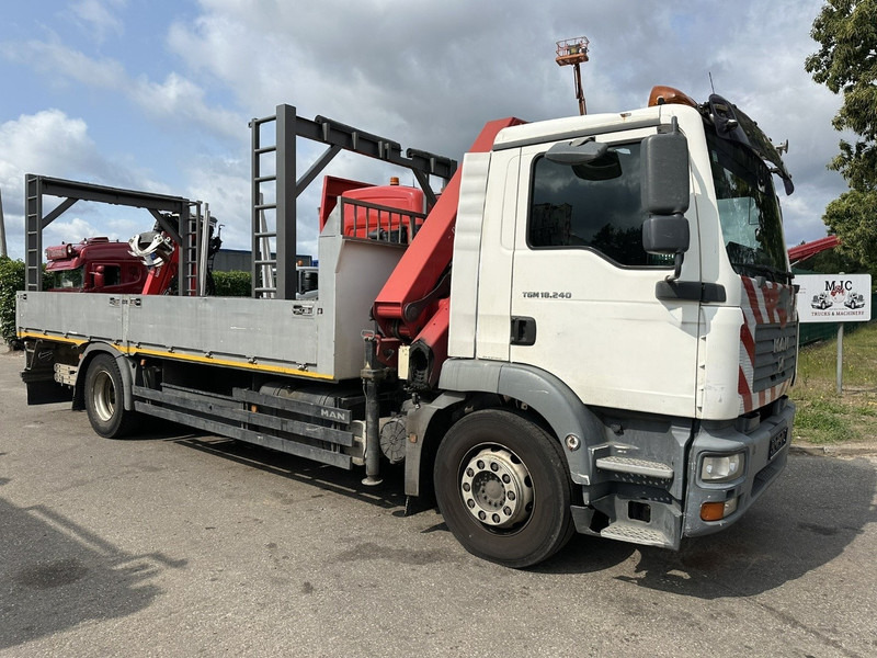 MAN TGM 18.240 4x2 + 2010 CRANE HMF 1420 K6 (17.5m! 6x) RADIO - PLATFORM 6m60 - MANUAL - EURO 3 - BE TRUCK - Crane truck: picture 2 MAN TGM 18.240 4x2 + 2010 CRANE HMF 1420 K6 (17.5m! 6x) RADIO - PLATFORM 6m60 - MANUAL - EURO 3 - BE TRUCK - Crane truck: picture 2