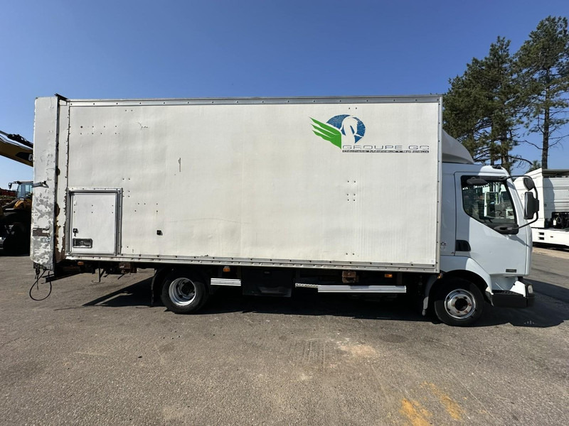 Box truck Renault MIDLUM 180 DCI 10T - CLOSED BOX 6.5m x 2.47m x 2.52m - E3 - AIR SUSPENSION - MANUAL - FR TRUCK: picture 6