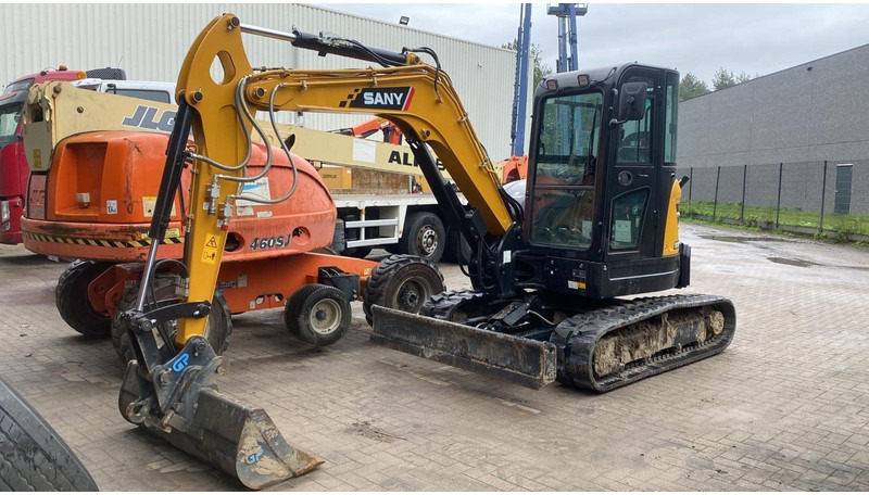 Sany SY50U 5T - *77H ONLY* - 5 YEARS WARRANTY - EXTRA HYDRAULIC LINES - QUICK COUPLER - Excavator: picture 1 Sany SY50U 5T - *77H ONLY* - 5 YEARS WARRANTY - EXTRA HYDRAULIC LINES - QUICK COUPLER - Excavator: picture 1