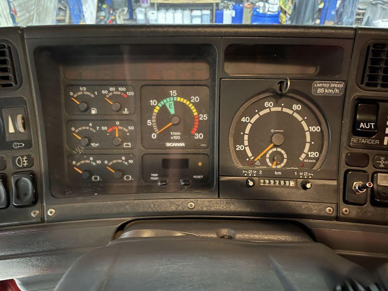 Tipper Scania T124-420 TORPEDO HAUBE - 6x4 - KIPPER - MANUAL GRS900 3+3 - STEEL SPRING / BALLIESTAS / LAMES / BLATT: picture 16 Tipper Scania T124-420 TORPEDO HAUBE - 6x4 - KIPPER - MANUAL GRS900 3+3 - STEEL SPRING / BALLIESTAS / LAMES / BLATT: picture 16