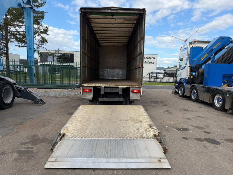 Curtainsider truck Volvo FM 370 6x2 BOX 8m15 - LIFT + STEERING AXLE - EURO 5 - I SHIFT - 26T - TÜV 06/2026 - VERY NICE CONDITION -  BE TRUCK: picture 16