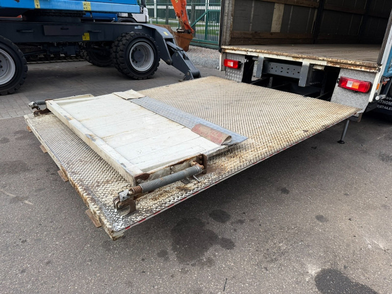 Curtainsider truck Volvo FM 370 6x2 BOX 8m15 - LIFT + STEERING AXLE - EURO 5 - I SHIFT - 26T - TÜV 06/2026 - VERY NICE CONDITION -  BE TRUCK: picture 7