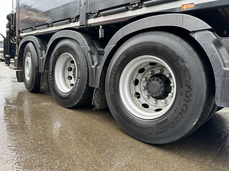 Volvo FM 460 8x4 TRIDEM + CRANE HIAB 192 E-5 X HIPRO - DYNAMIC STEERING - 364.000km - TOP CONDITION - Crane truck: picture 5 Volvo FM 460 8x4 TRIDEM + CRANE HIAB 192 E-5 X HIPRO - DYNAMIC STEERING - 364.000km - TOP CONDITION - Crane truck: picture 5