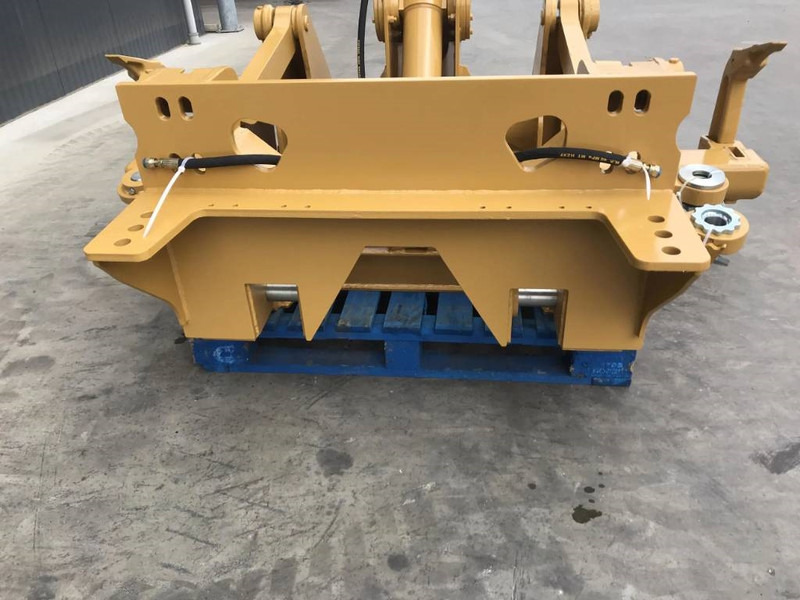 Cat 12M2 - Attachment for Construction machinery: picture 3 Cat 12M2 - Attachment for Construction machinery: picture 3