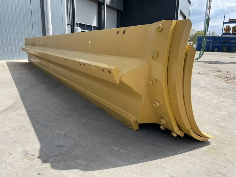 Cat 140G Moldboard - Blade for Construction machinery: picture 5 Cat 140G Moldboard - Blade for Construction machinery: picture 5