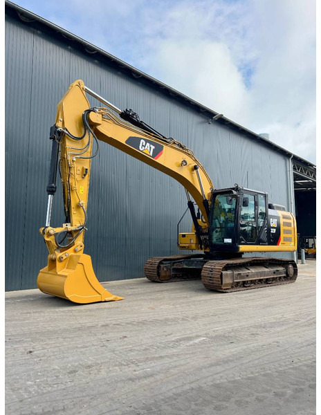 Cat 323F L - Crawler excavator: picture 1 Cat 323F L - Crawler excavator: picture 1