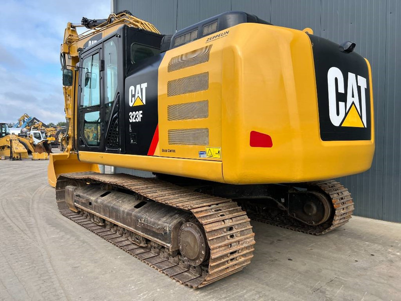 Cat 323F L - Crawler excavator: picture 4 Cat 323F L - Crawler excavator: picture 4