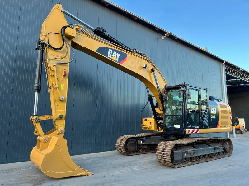 Cat 323F L - Crawler excavator: picture 1 Cat 323F L - Crawler excavator: picture 1