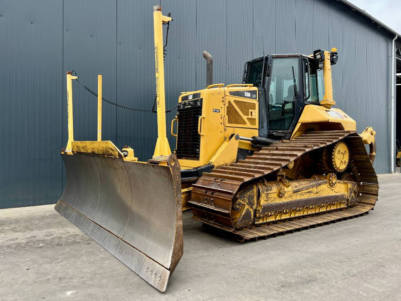Cat D6N LGP - RIPPER - Bulldozer: picture 1 Cat D6N LGP - RIPPER - Bulldozer: picture 1