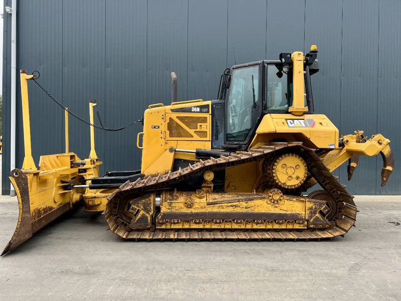 Cat D6N LGP - RIPPER - Bulldozer: picture 2 Cat D6N LGP - RIPPER - Bulldozer: picture 2